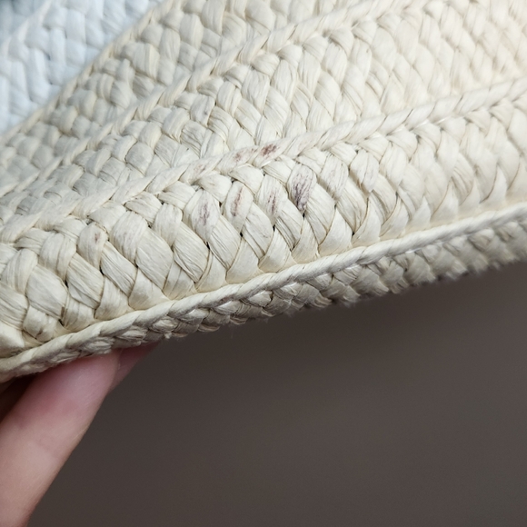 Altru Straw Purse - Picture 2 of 10